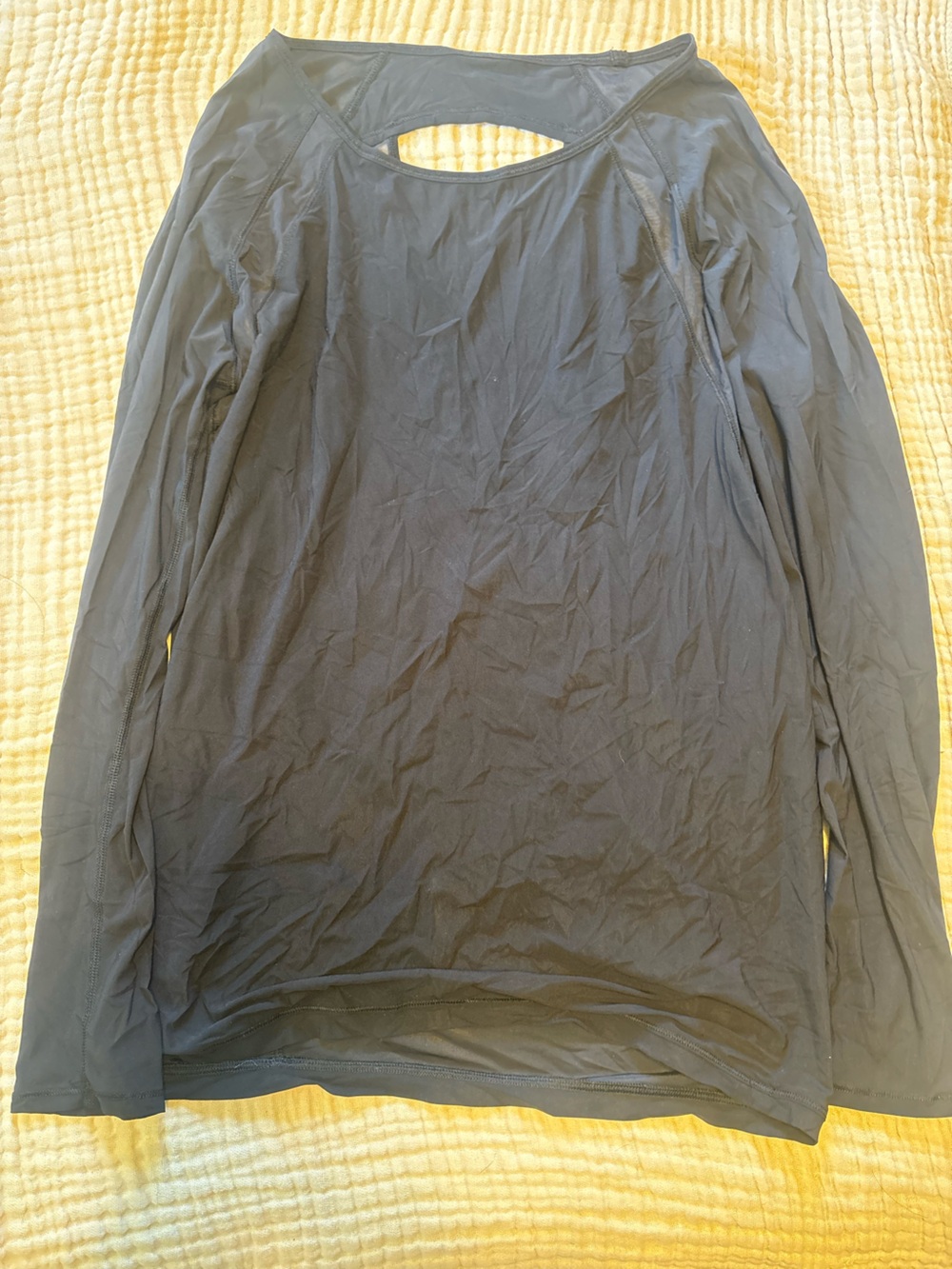 Lululemon open back workout top